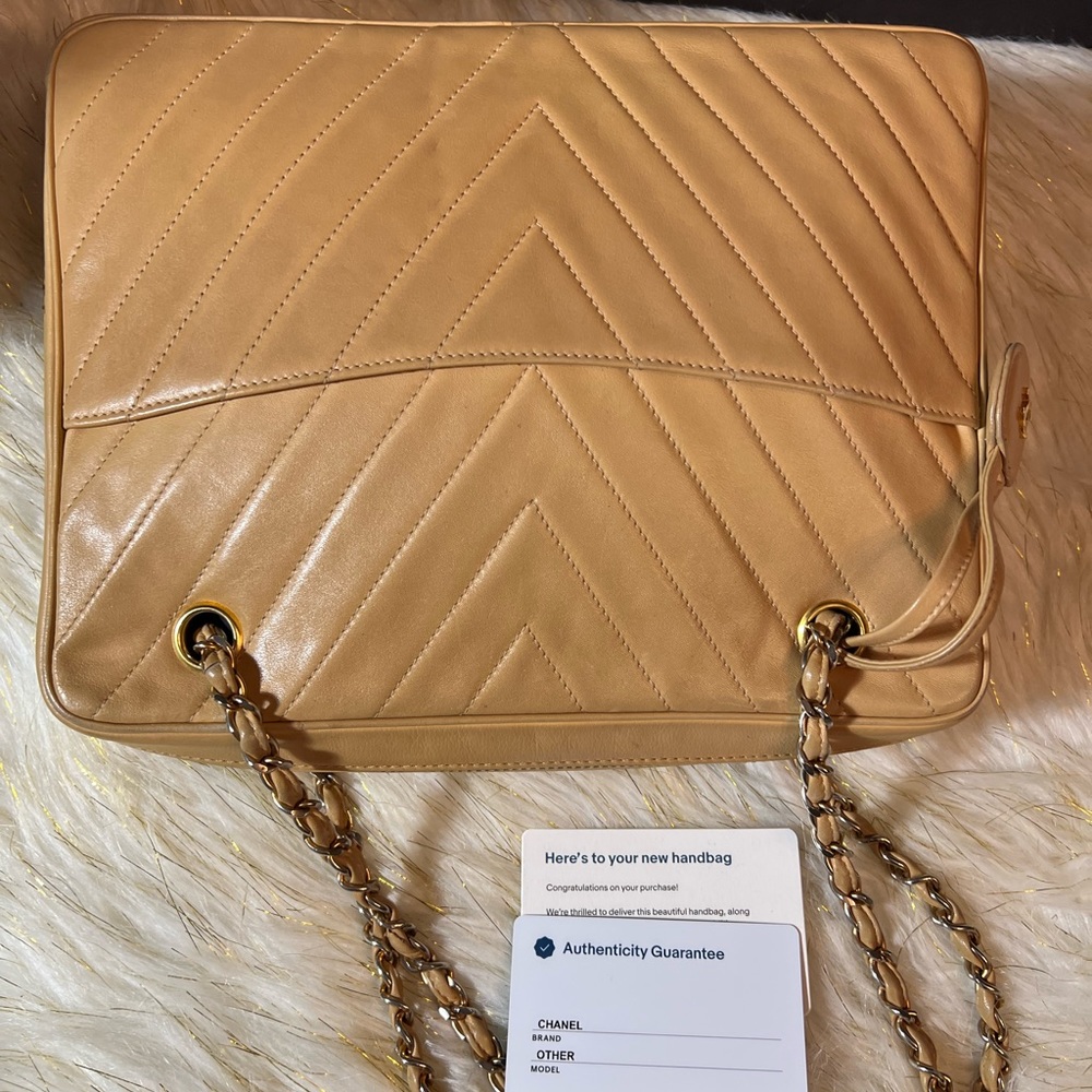 CHANEL Beige V Stitch Lambskin Chain Shoulder Bag Certificate of authentication
